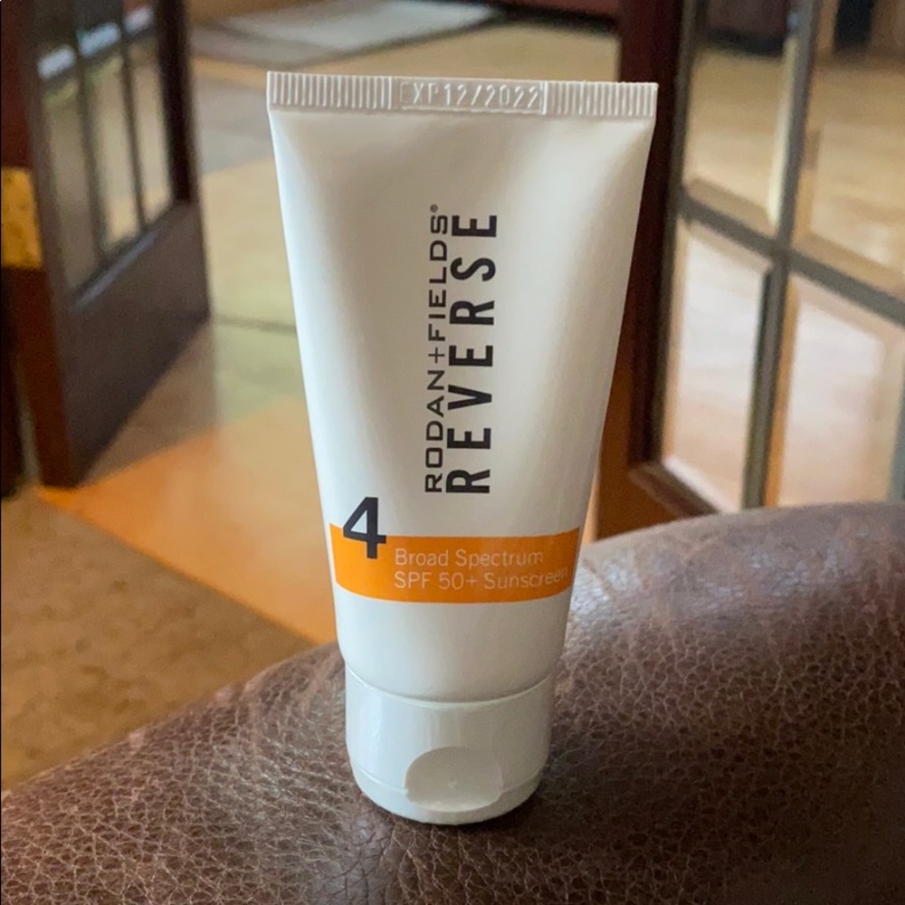 NWT Rodan + Fields REVERSE Moisturizer & Sunscreen